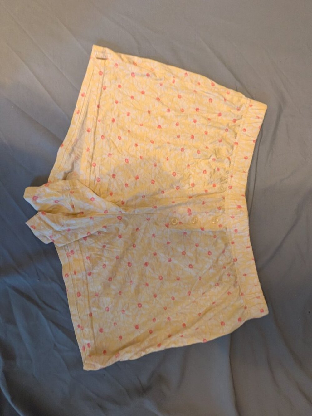 Rae Dunn yellow sleep shorts with daisies